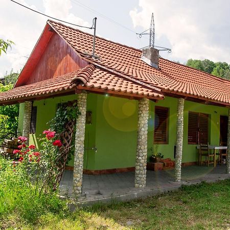 Hotel Casa Matteo à Arefu Chambre photo